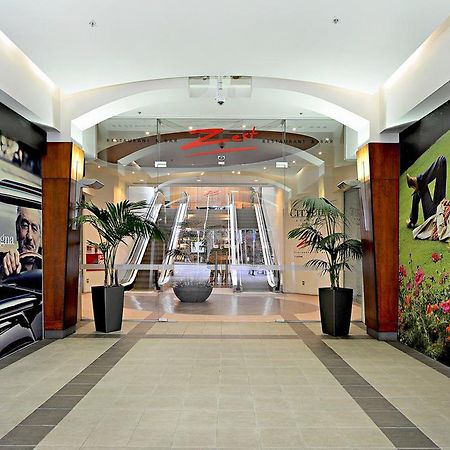 Lovely City Apartment! Views, Pool And Gym Auckland Luaran gambar