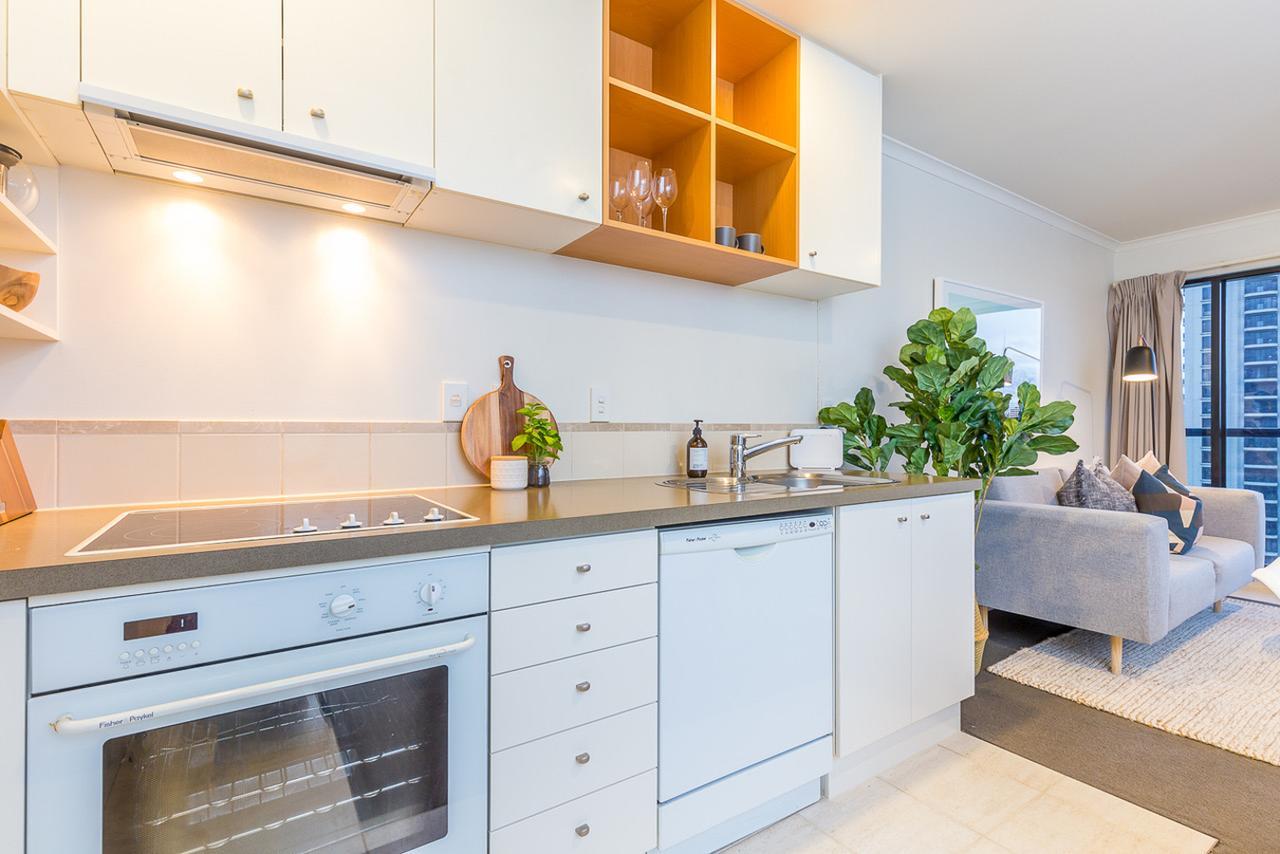 Lovely City Apartment! Views, Pool And Gym Auckland Luaran gambar