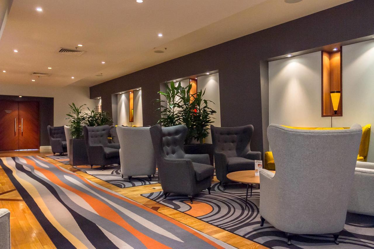 Lovely City Apartment! Views, Pool And Gym Auckland Luaran gambar