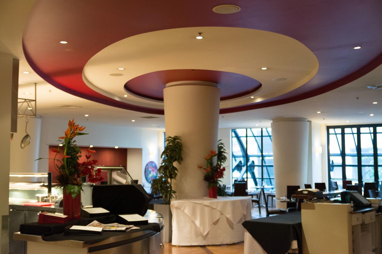 Lovely City Apartment! Views, Pool And Gym Auckland Luaran gambar