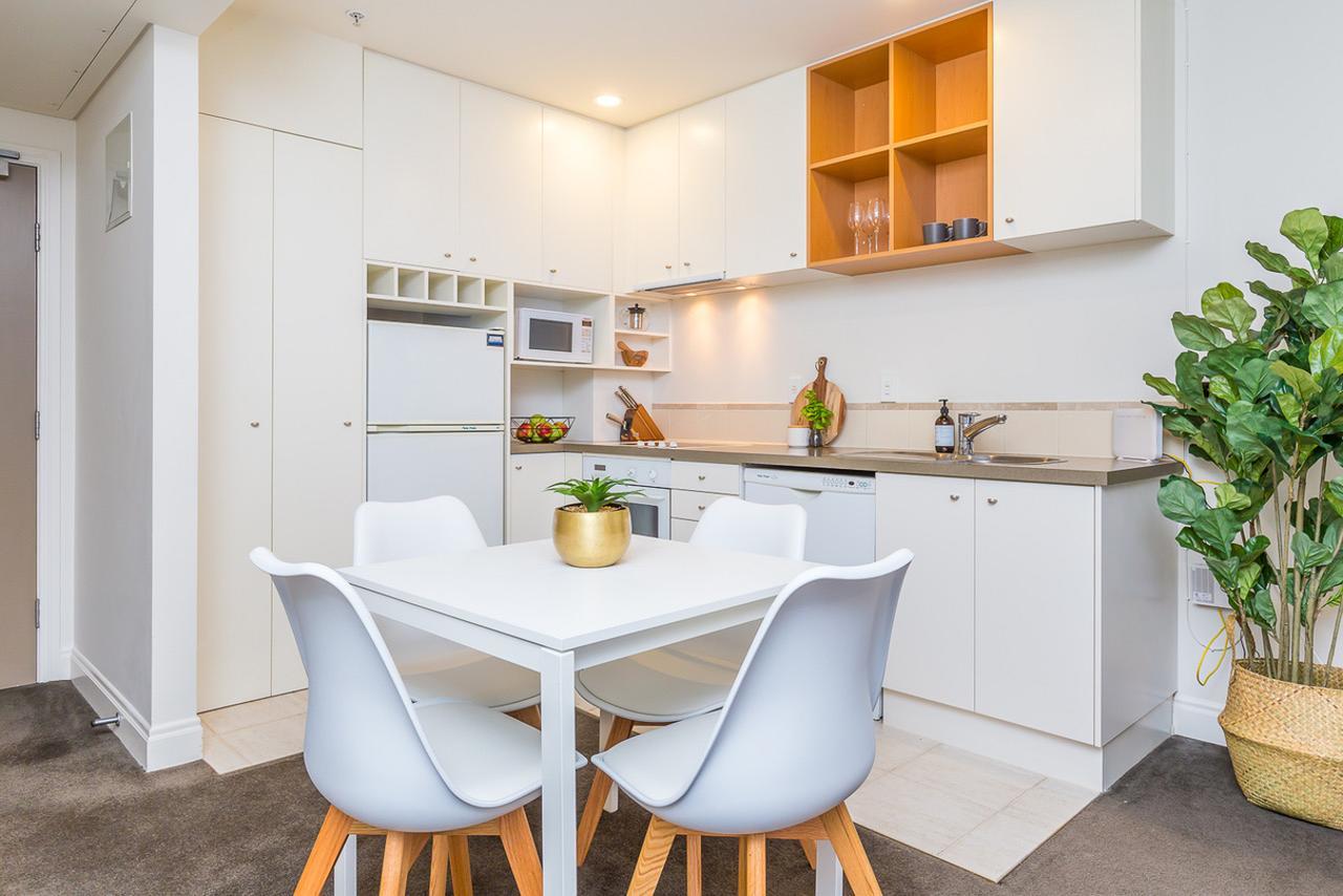 Lovely City Apartment! Views, Pool And Gym Auckland Luaran gambar