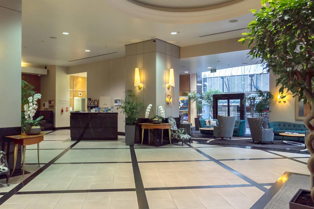 Lovely City Apartment! Views, Pool And Gym Auckland Luaran gambar